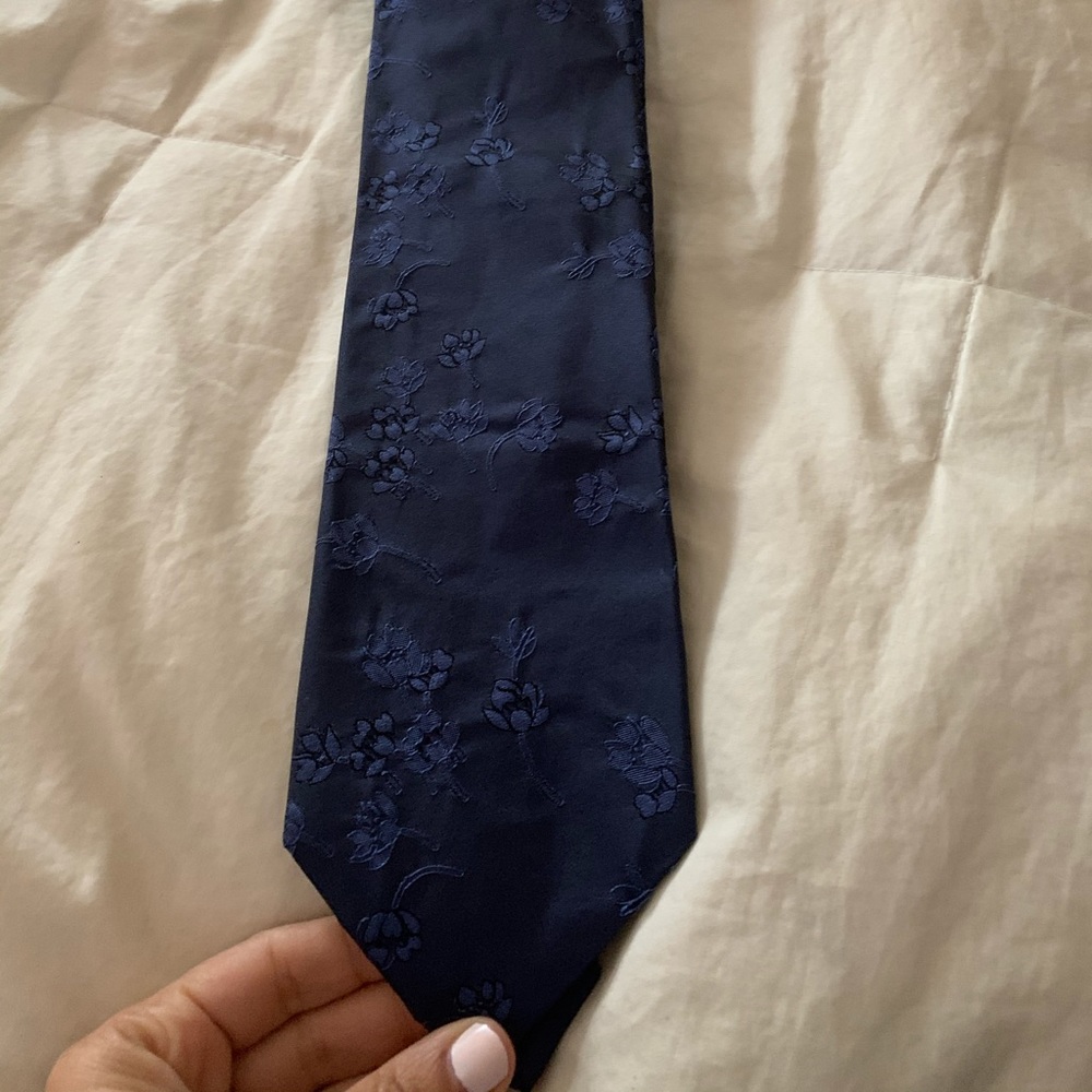 Boss, ties